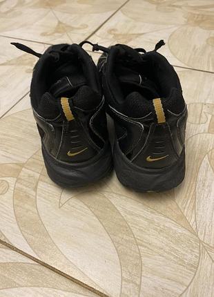 Кросівки nike dart vi 4