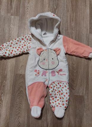 Продам весенний комбинезон на девочку