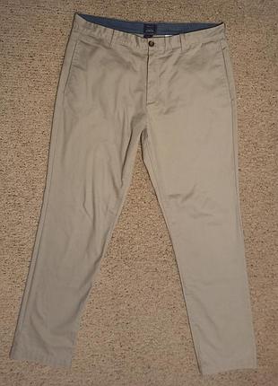 Фирменные чиносы gap