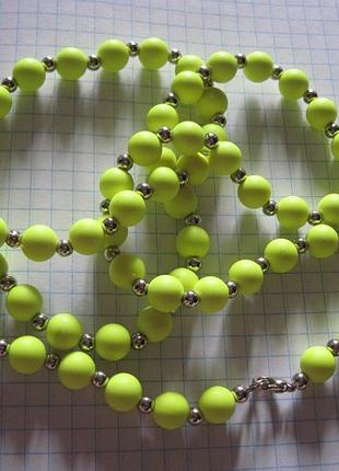 Намисто. намисто лимонного кольору.