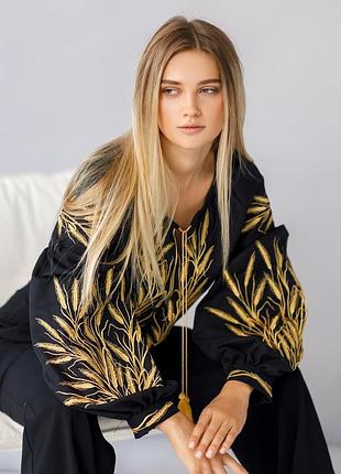 Вишиванка жіноча чорна з вишивкою золотиста пшеницею