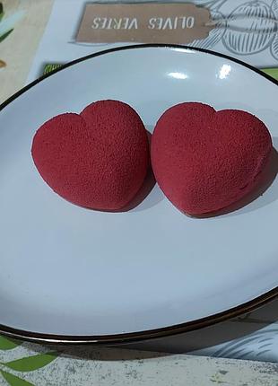 Муссовое пирожное вкусное сердце
