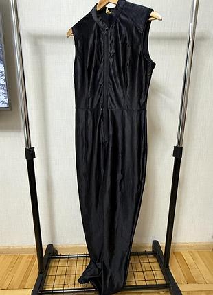 Жіночій комбінезон