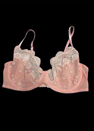 Бюстгальтер 90d