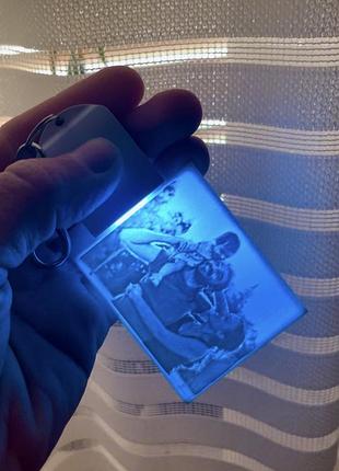 Брелок двосторонній з вашими 3д фото.