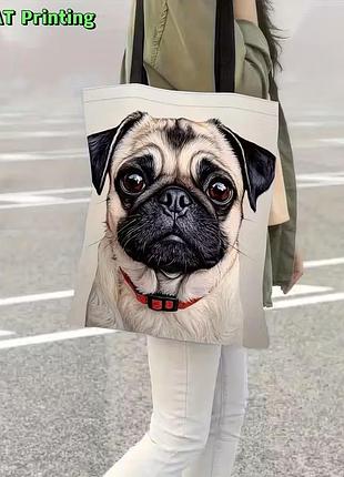 Сумка-шоппер текстильная мопс (34х42 см). эко-сумка с принтом улыбающейся собаки в пледе, стильный подарок для владельца мопса.