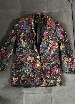 Жакет в гобеленовий принт