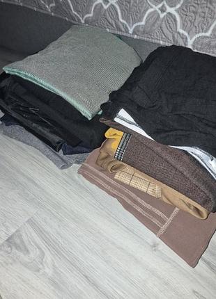 Віддам безкоштовно жіночі речі,  хл (48 розмір)