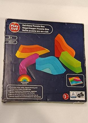 Іграшка-головоломка playtive rainbow puzzle box у стилі монтессорі. 

сприяє розвитку моторики, логічного мислення та розпізнавання форм через гру.