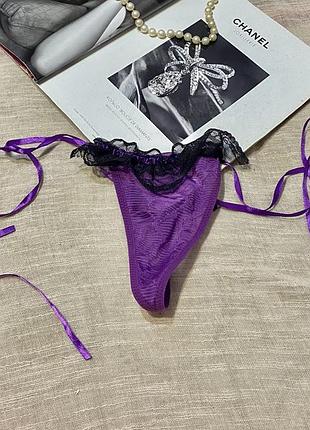 Чудові фірлетові трусики на зав‘язки