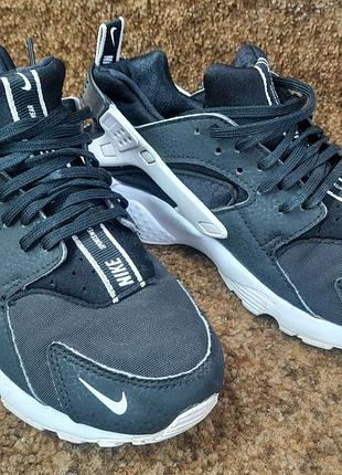 Кросівки оригінал nike huarache 36 розмір