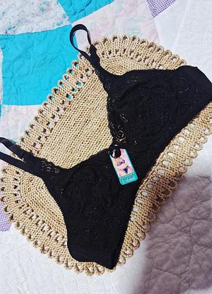 Бюстгальтер, виробник італія