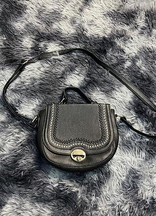 Жіноча чорна сумка через плече , зручна , для повсякденного життя