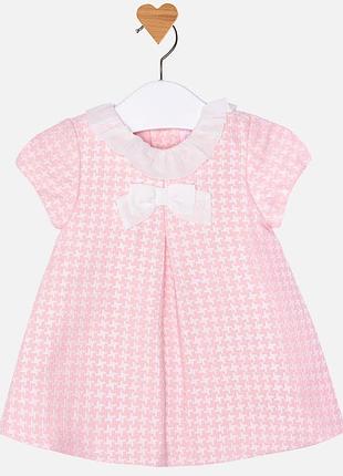 Розовое платье в клетку для девочки 65 см mayoral