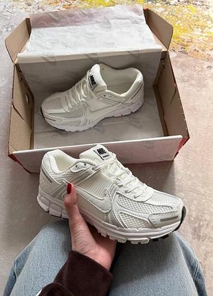 Nike air zoom vomero 5 white