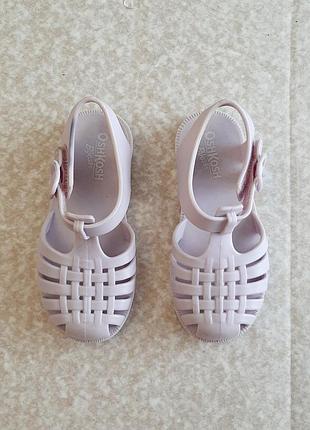 Аквашузи дитячі роз.8 /25/ 5