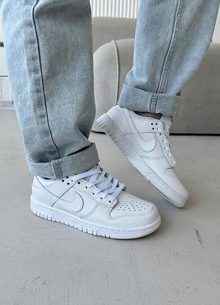 Кросівки nike жіночі