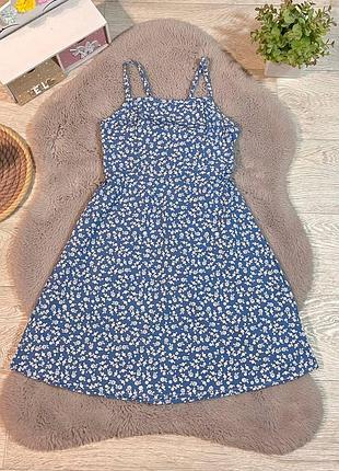 Стильный сарафан с красивой спинкой, идеальное состояние