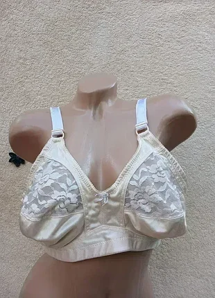 Светлый беж лиф,100b🌷🌷🌷