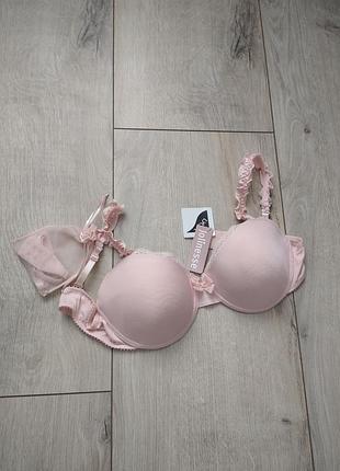 Бюстгальтер