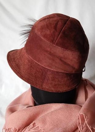 Капелюх жіночий із натуральної шкіри