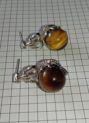Серьги женские винтажные из натурального камня тигровый глаз коричневое гвоздики шарики