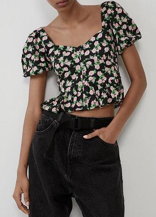 Блуза черная топ женская в цветочный принт с короткими рукавами фонариками блузка рубашка майка футболка zara