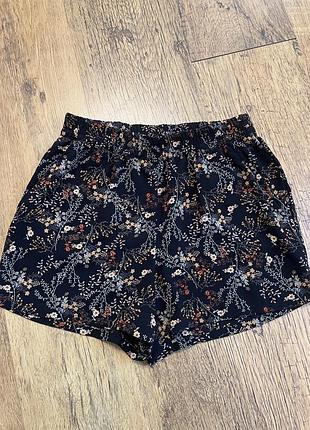 Шорти жіночі чорні