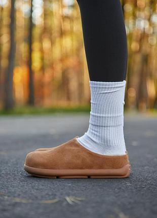 Ugg slipper chestnut