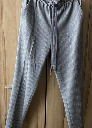 Теплі штани сірі жіночі на резинці та шнурку