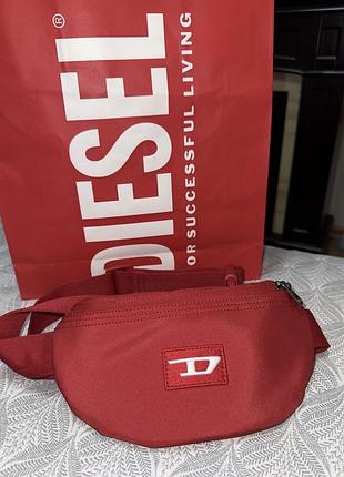Diesel червона поясна сумка новая унисекс