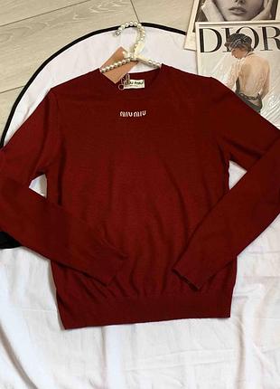 Свитер бордового цвета с логотипом miu miu