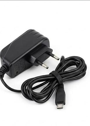 Зарядное устройство со штекером micro usb 0.8а
