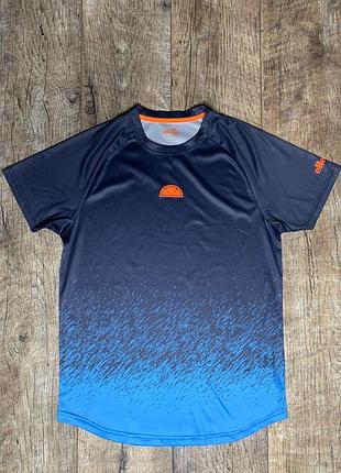 Мужская футболка ellesse с градиентом и прорезиненным лого
