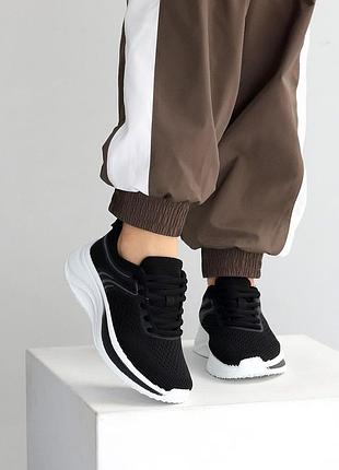 Жіночі кросівки в чорному кольорі 36;37;38;39;40;41 розміри