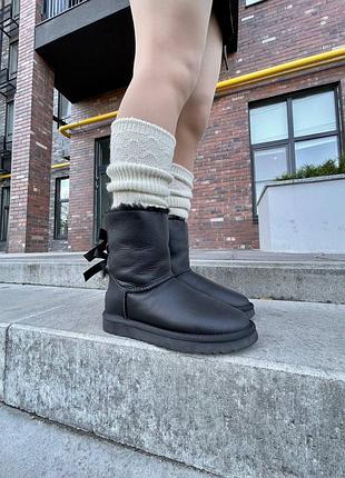 Жіночі уггі ugg bailey bow ii boot black leather