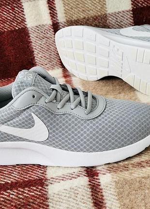 Чоловічі кросівки nike tanjun (оригінал)