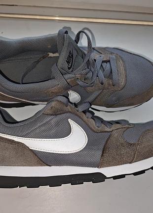 Кросівки nike 38 розміру