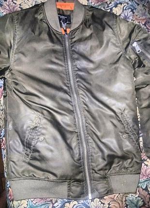 Бмбер дутой