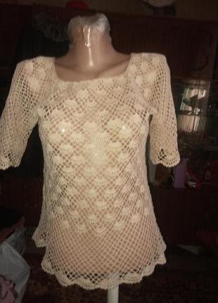 Ажурная футболка.