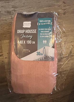 Новая простыня на резинке 140*190 100% кот тон