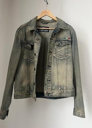 Джинсова курточка