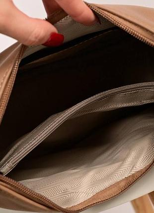 Зручна сумка в кольорах 8