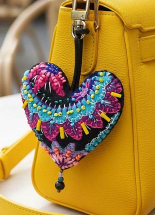 Подвес для сумки в форме сердца