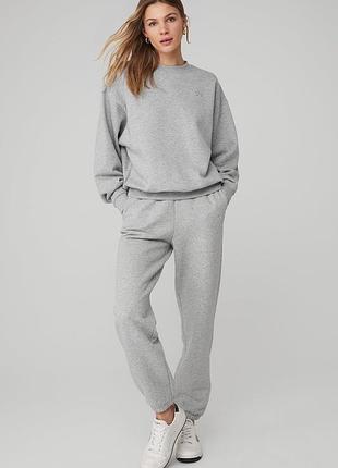 Костюм alo yoga accolade sweatset grey xs оригінал. у наявності є багато різних розмірів — пишіть в особисті повідомлення для уточнення та замовлення!