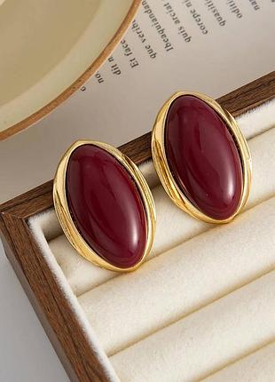Изысканные овальные серьги