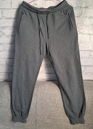 Спортивні штани, s