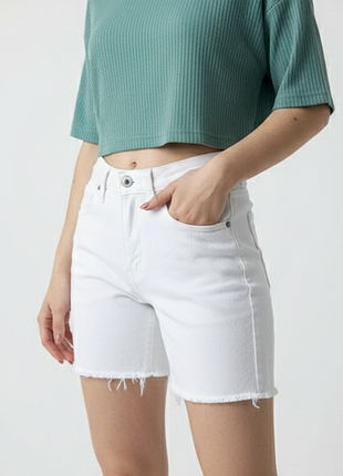 Літні шорти зі рваносями і необробленим низом, оригінал 👍