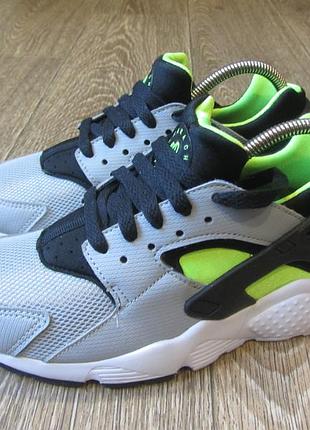 Кроссовки. 2