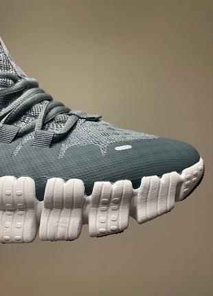 Nike free rn 5.0 2020 obsidian mist black 4